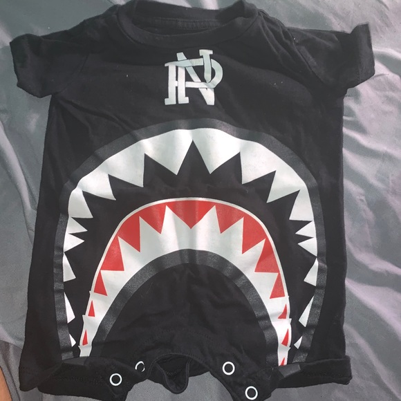 4 rompers all size 3-6 months $10 each - Picture 2 of 4